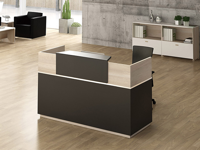  Designer Reception Table 
